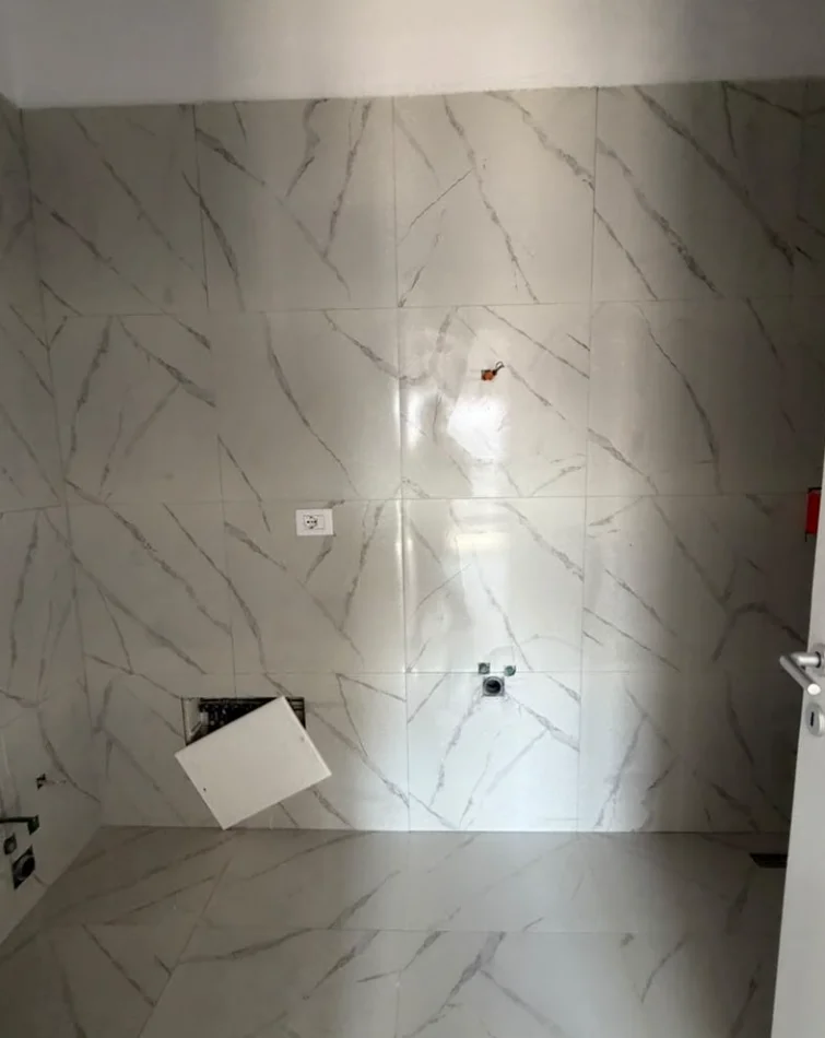 Tirane, shitet apartament 2+1 , 87 m² 126.600 € 