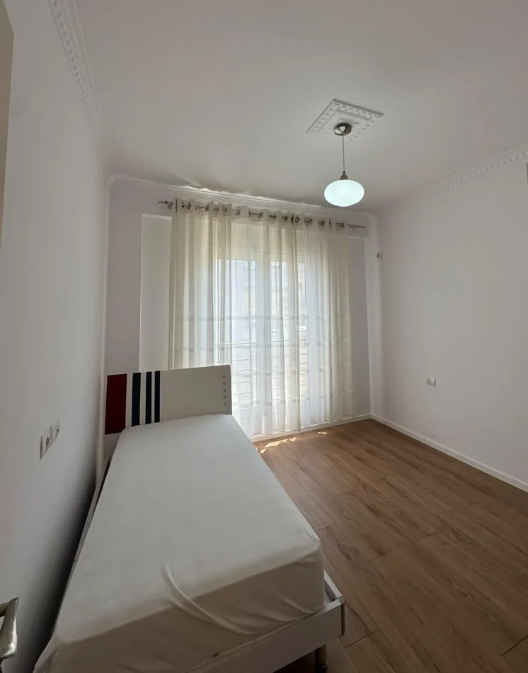 Tirane, shitet apartament 2+1 Kati 6, 93 m² 258.000 € 