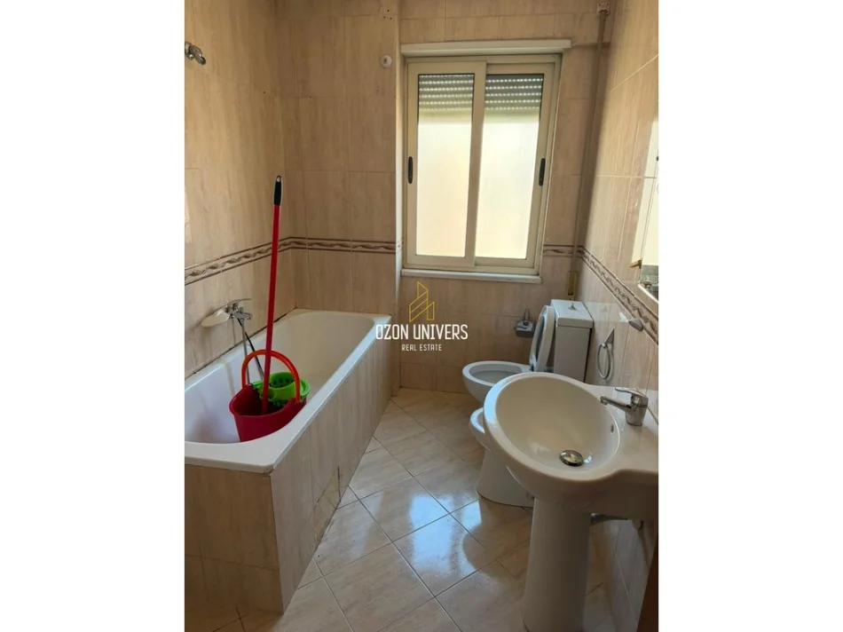 Tirane, jepet me qera apartament 1+1+Ballkon Kati 9, 74 m² 450 € (Kompleksi Vizion Plus, Don Bosko)