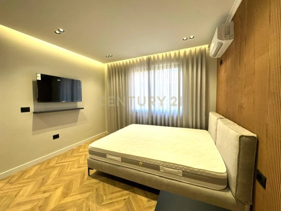 Tirane, shes apartament 1+1 Kati 5, 107 m² 268.000 € (RRUGEN MINE PEZA)