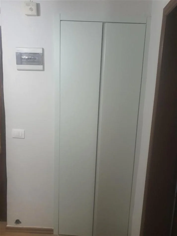 Tirane, jepet me qera apartament 1+1 Kati 2, 70 m² 700 € 