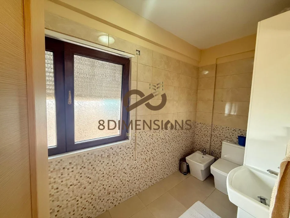 Tirane, shitet apartament 3+1+Ballkon Kati 4, 120 m² 315.000 € (kopshti botanik)