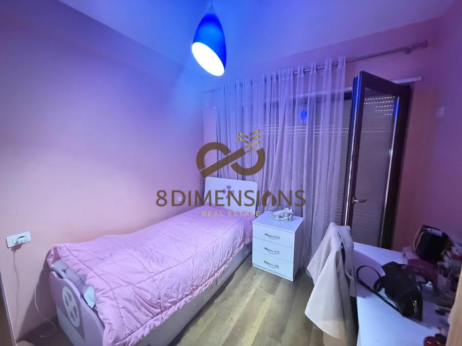 Tirane, shitet apartament 3+1+Ballkon Kati 4, 120 m² 315.000 € (kopshti botanik)