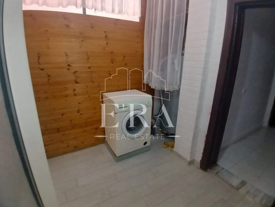 Durres, jepet me qera apartament 1+1+Ballkon Kati 4, 260 € (Plazh)