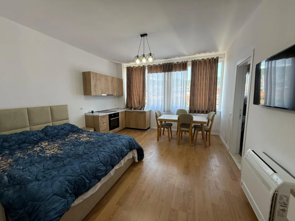 Tirane, shitet apartament 1+1/ + Garsionere Kati 9, 110 m² 180.000 € (Kristal Center)