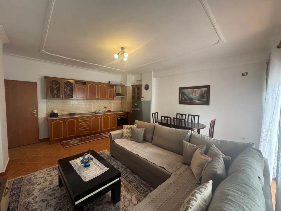 Tirane, shitet apartament 2+1+Ballkon Kati 5, 103 m² 155.000 € (Yzberisht, Tek Nela 6)