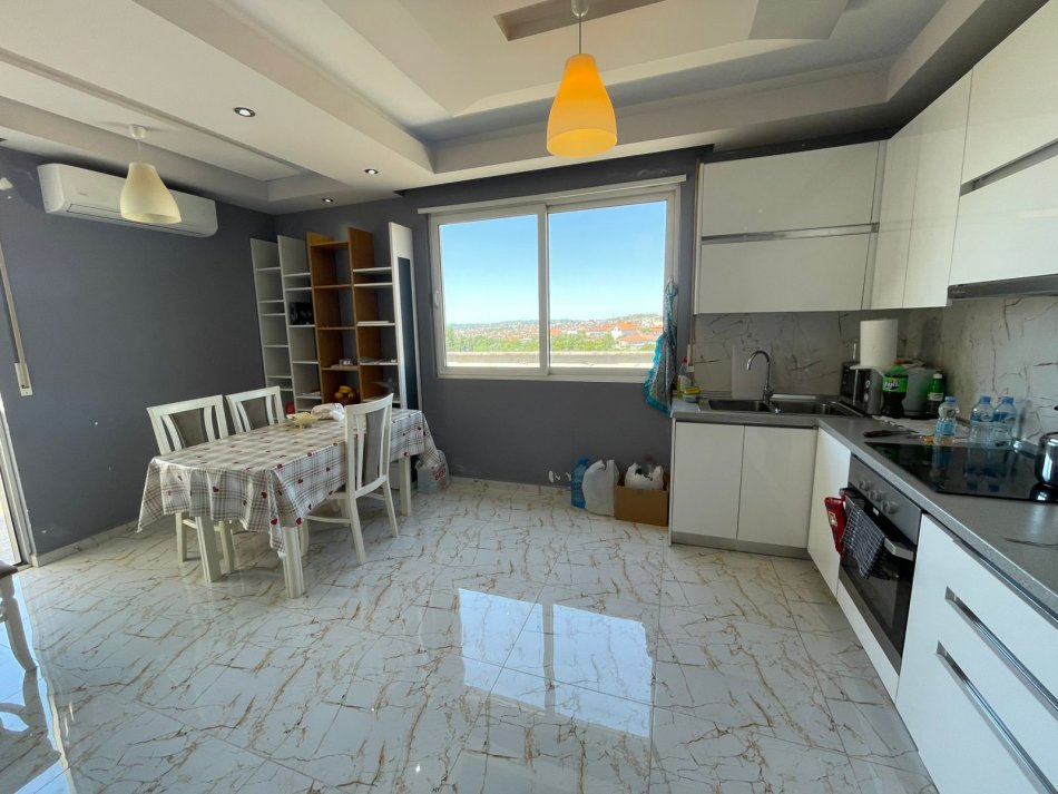 Tirane, shitet apartament 2+1 Kati 4, 119 m² 165.000 € (Fresku)