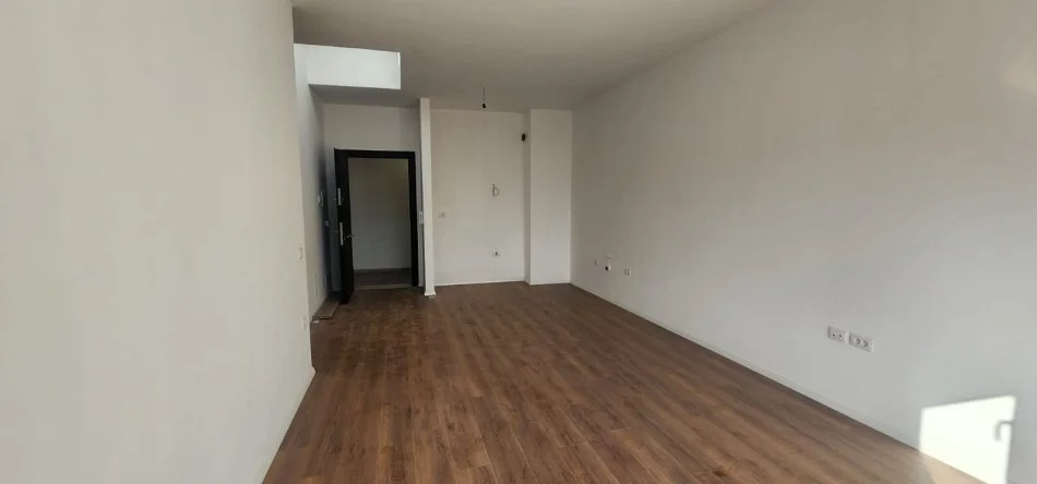Tirane, shitet apartament 2+1+Ballkon Kati 10, 98 m² 255.000 € (tek Rruga e Barrikadave)