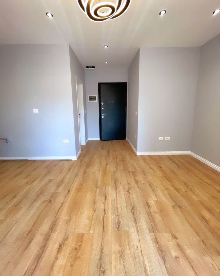 Tirane, shitet apartament 1+1 Kati 6, 50 m² 