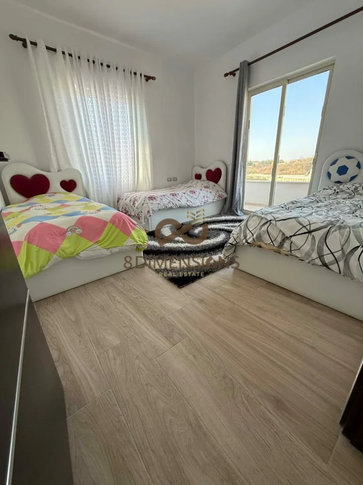 Tirane, jepet me qera apartament 3+1+Ballkon Kati 2, 90 m² 650 € (shkoze)