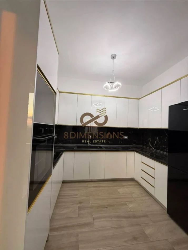 Tirane, jepet me qera apartament 3+1+Ballkon Kati 2, 90 m² 650 € (shkoze)
