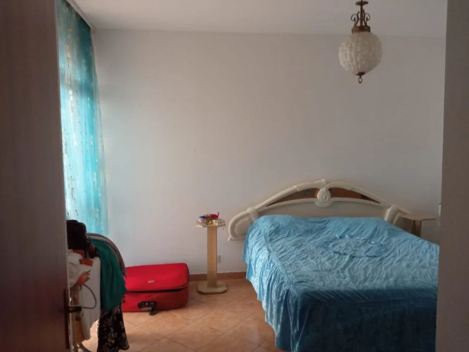 Durres, shes apartament 2+1+Ballkon Kati 4, 104 m² 135.000 € (Lagja 5 ,Durres 135.000 EURO)