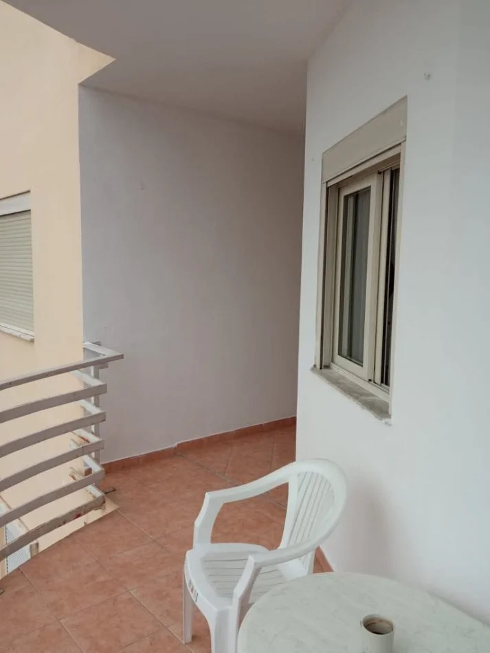 Durres, shes apartament 2+1+Ballkon Kati 4, 104 m² 135.000 € (Lagja 5 ,Durres 135.000 EURO)