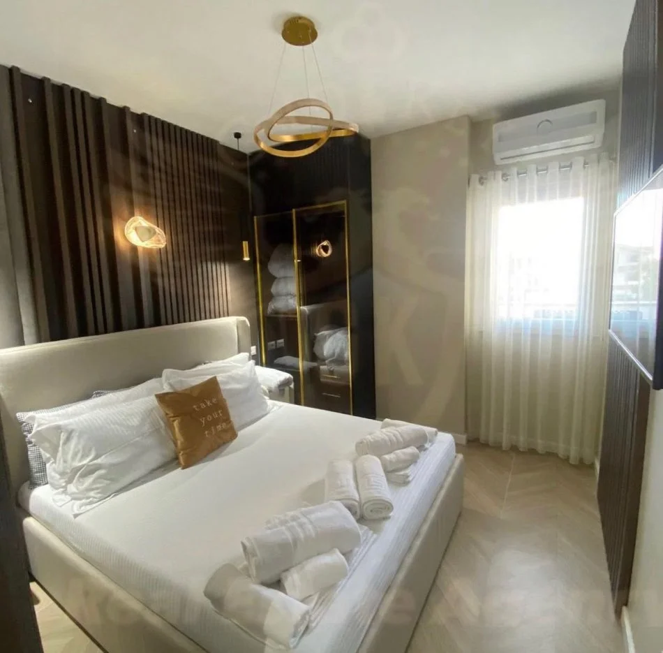 Durres, jepet me qera apartament 1+1+Ballkon Kati 2, 70 m² 600 € (Lagja 13,Plazh Hotel Vivas)