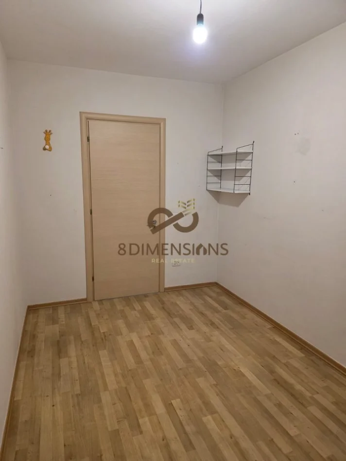 Tirane, jepet me qera apartament 2+1+Ballkon Kati 1, 92 m² 650 € (ish parku)