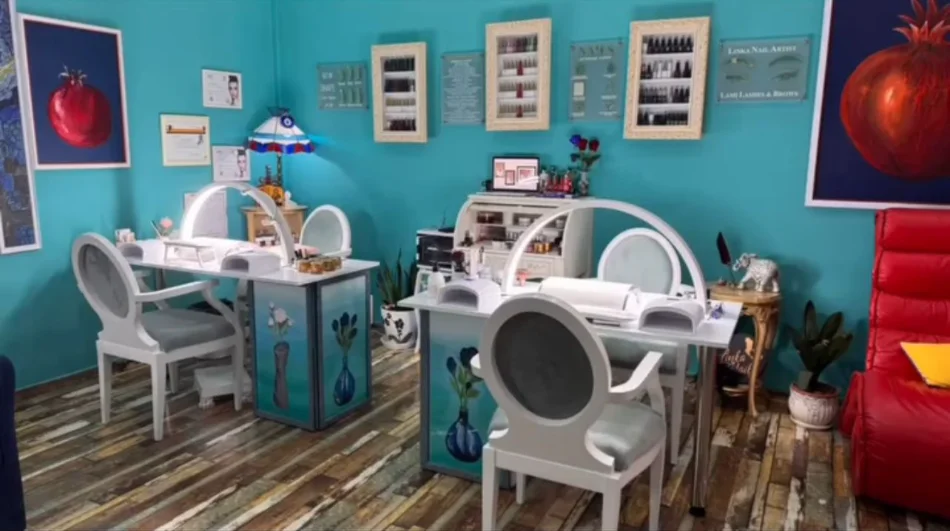 Tirane, shitet ambjent biznesi Kati 0, 38 m² (ish ekpozita)