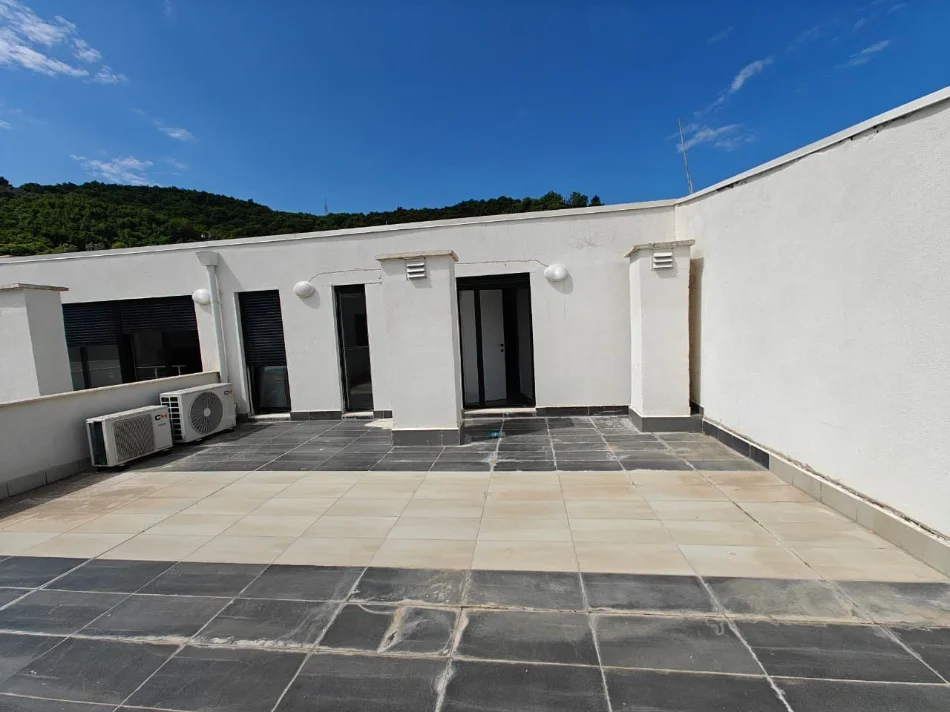 Tirane, shitet apartament duplex 2+1 , 137 m² 245.000 € (Kodra e Diellit 2)