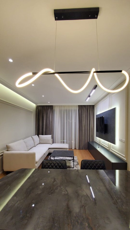 Shqiperi, jepet me qera apartament 2+1+Ballkon Kati 8, 112 m² 800 € (Rezidenca Future Home)
