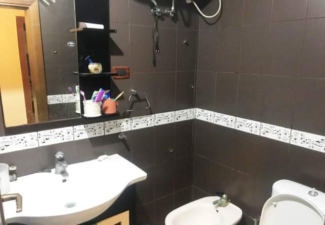 Tirane, shitet apartament 110 m² 118.000 Euro