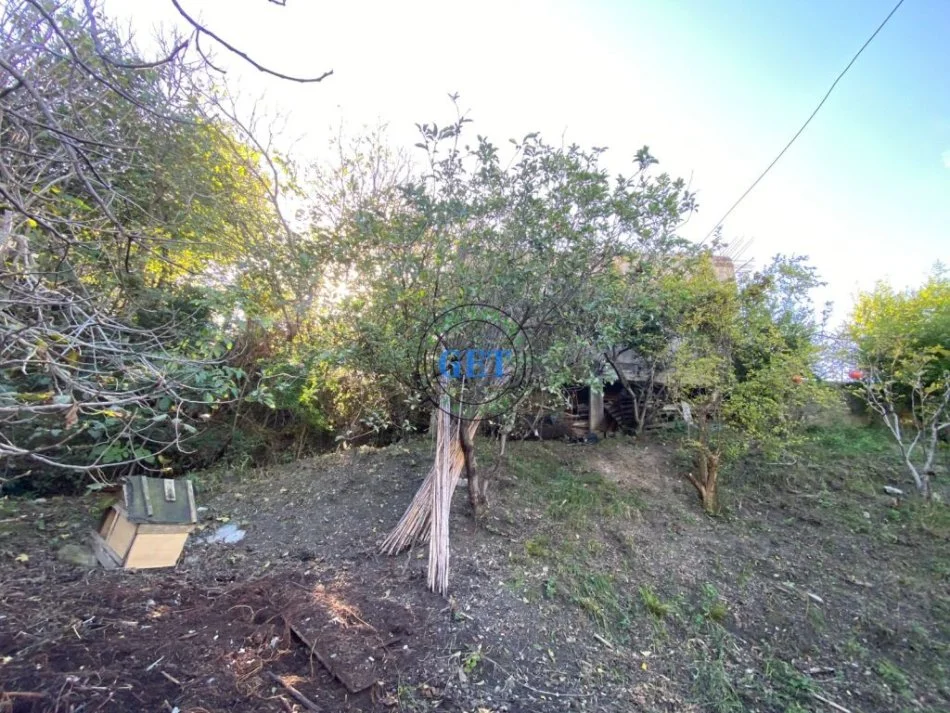 Durres, shitet shtepi 1+1 Kati 0, 386 m² 68.000 € (Prane shkolles Hajdar Dushi Durres)