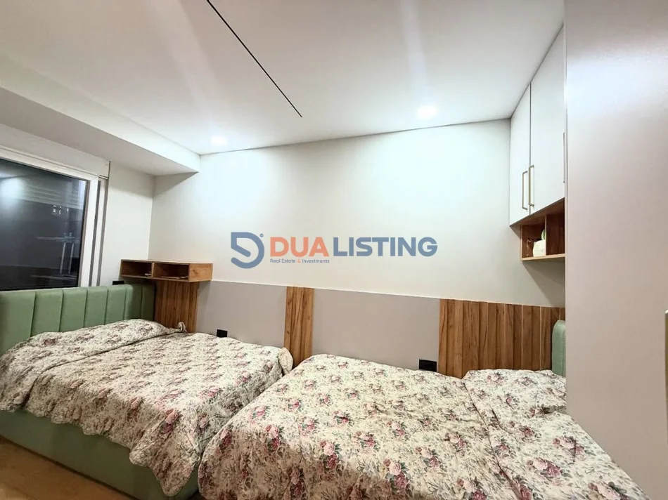 Tirane, jepet me qera apartament 2+1 , 98 m² 750 € (Rruga e Dibres)