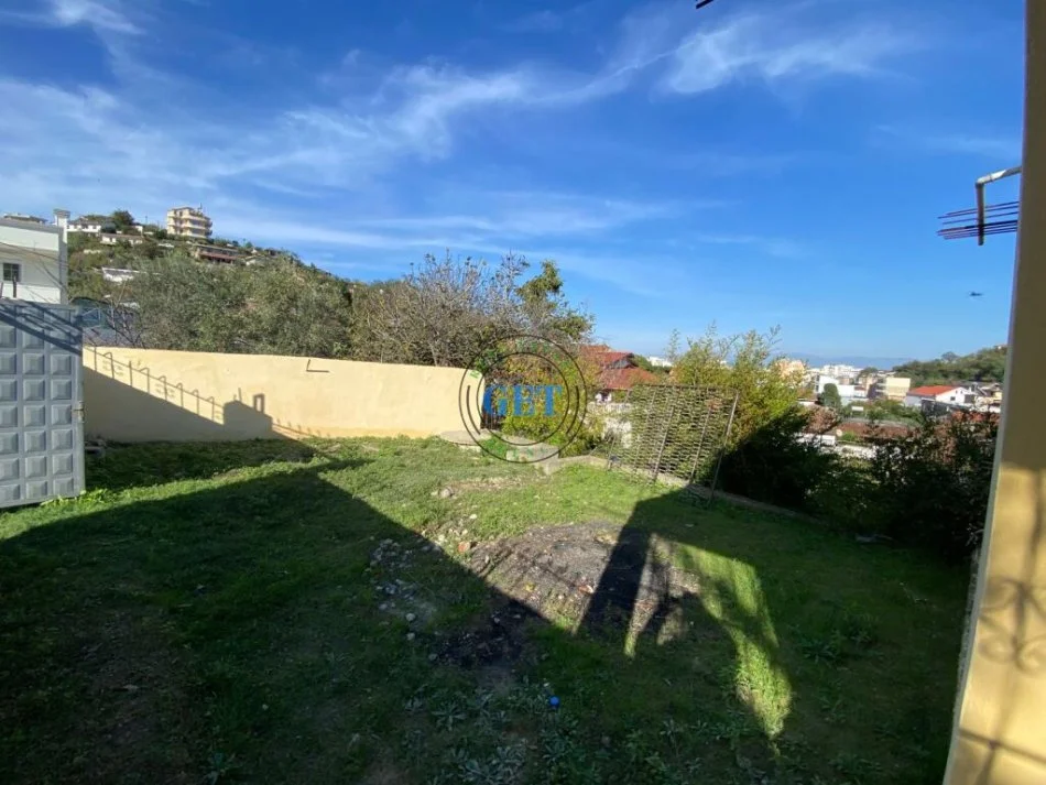 Durres, shitet shtepi 1+1 Kati 0, 386 m² 68.000 € (Prane shkolles Hajdar Dushi Durres)