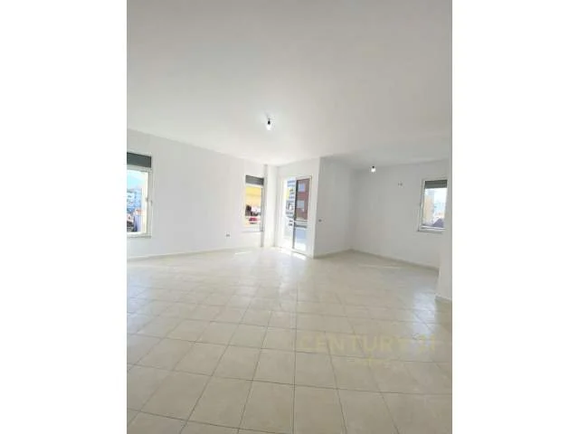 Tirane, shitet apartament 2+1 Kati 4, 124 m² 145.000 Euro (Vasil Shanto)
