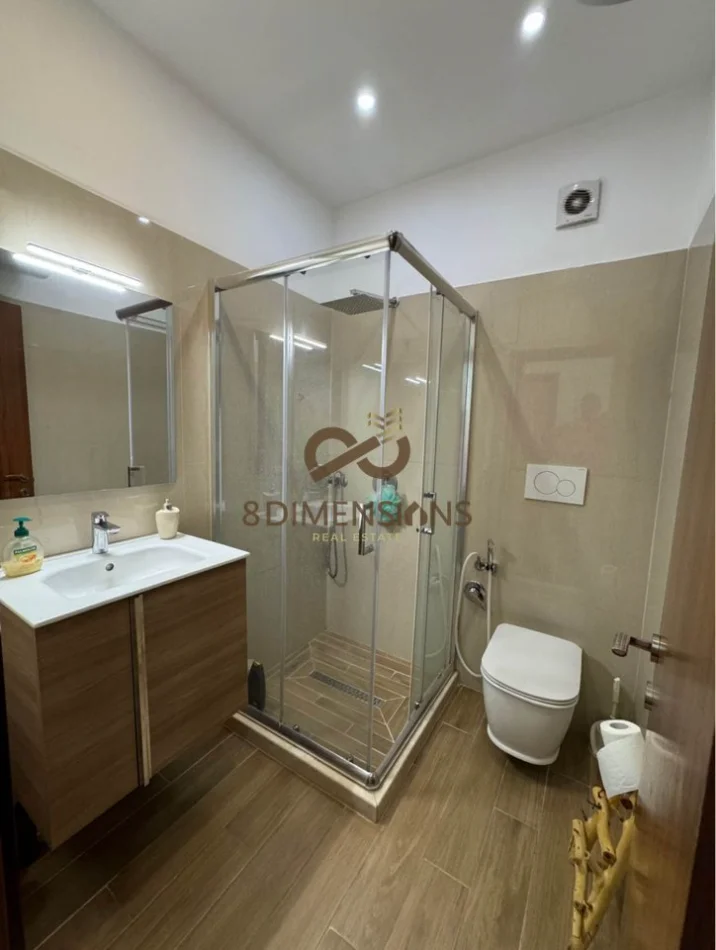 Tirane, jepet me qera apartament 2+1+Ballkon Kati 1, 72 m² 550 € (astir)
