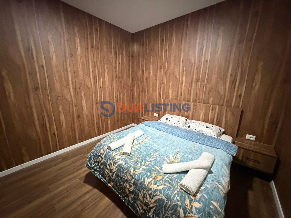 Tirane, jepet me qera apartament 2+1 , 90 m² 850 € (Kopshti Zoologjik)