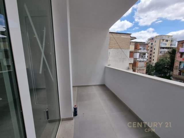 Tirane, shitet apartament 2+1 prane MOZAIKUT TE TIRANES, 108 m² 137.000 Euro