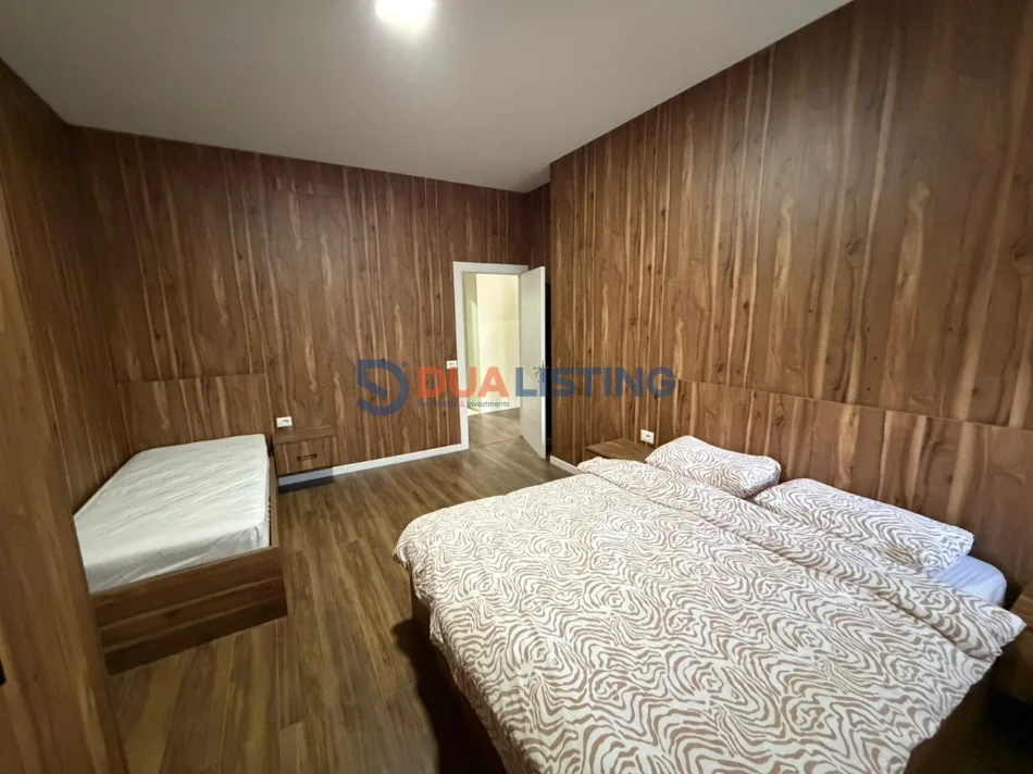 Tirane, jepet me qera apartament 2+1 , 90 m² 850 € (Kopshti Zoologjik)