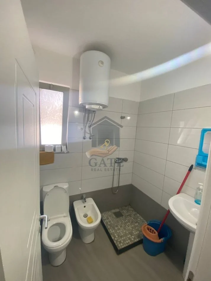 Durres, jepet me qera apartament 1+1 Kati 3, 56 m² 300 € 