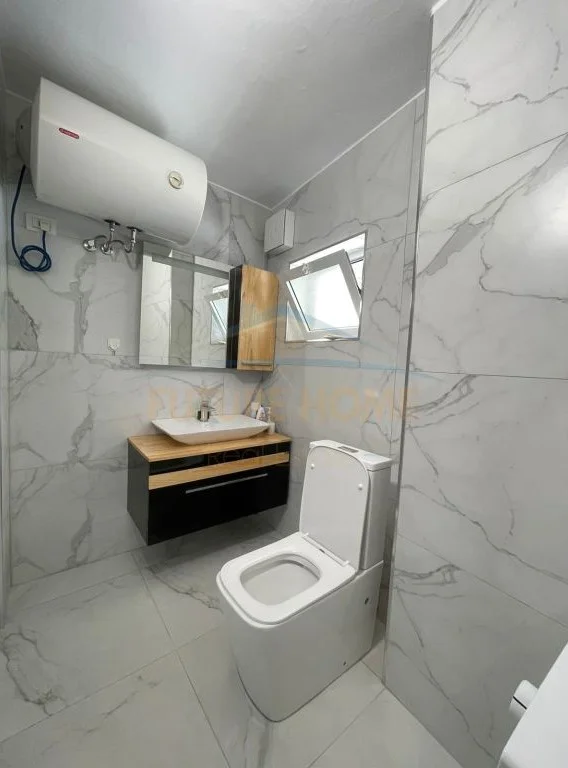 Tirane, jepet me qera apartament 1+1 Kati 0, 57 m² 590 € (Myslym Shyri)