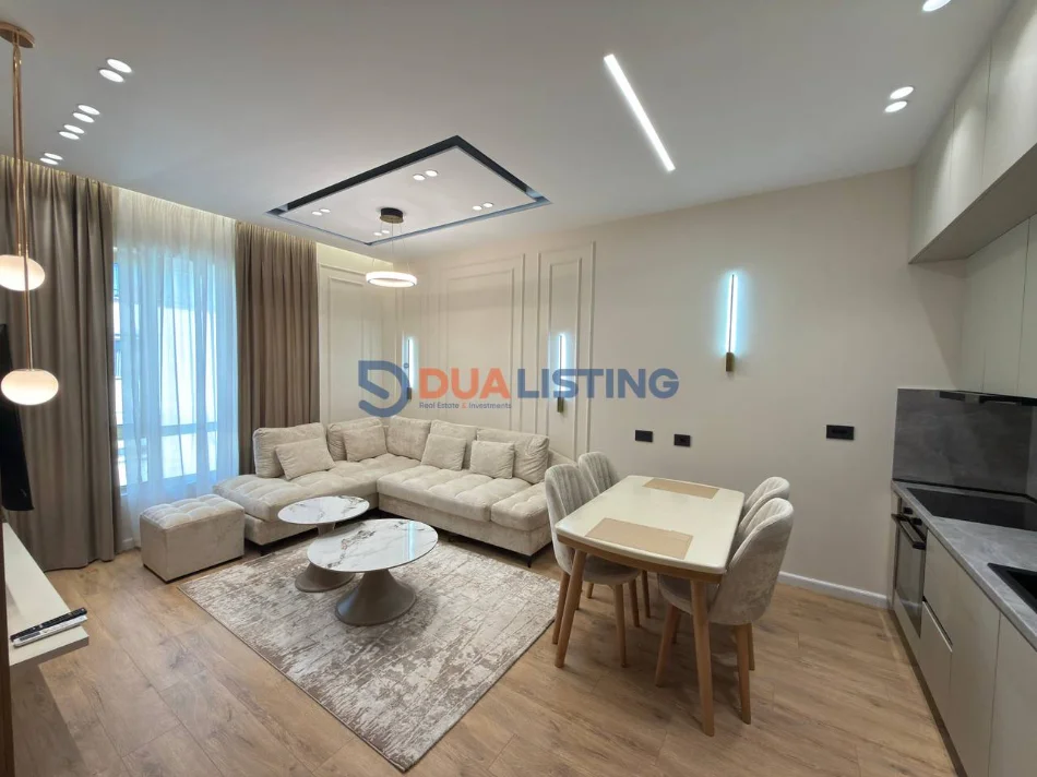 Tirane, jepet me qera apartament 1+1 , 75 m² 1.400 € (Air Albania Stadium)