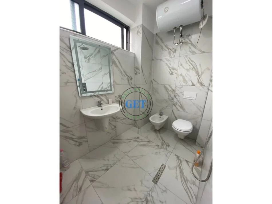 Durres, jepet me qera apartament 2+1 Kati 2, 85 m² 400 € (Spitali Rajonal, Durres)