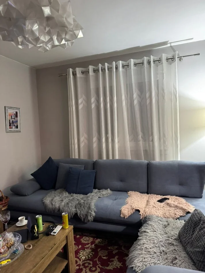 Tirane, jepet me qera apartament 1+1+Ballkon Kati 3, 60 m² 400 € (Varri Bamit ,rruga xhanfize keko)
