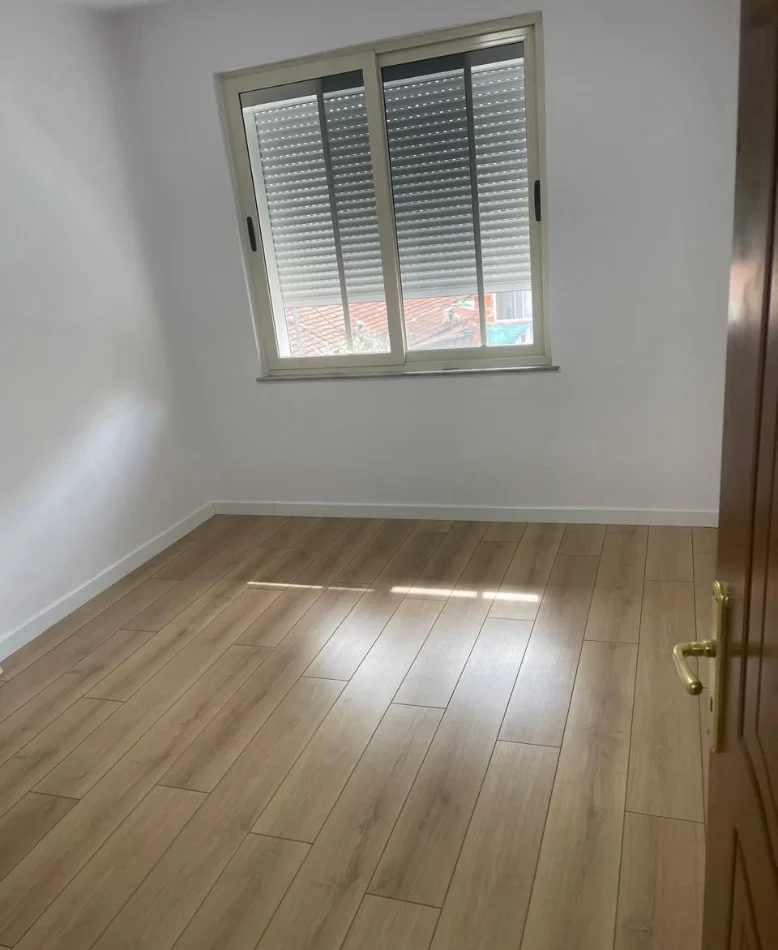 Tirane, shitet apartament 2+1 Kati 3, 70 m² 180.000 € (21 dhjetori rruga e kavajes)