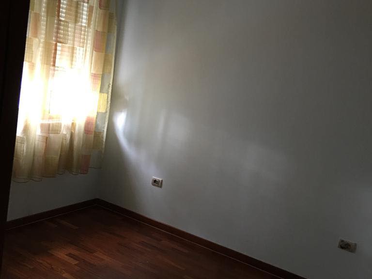 Tirane, jepet me qera apartament duplex 2+1 Kati 6, 100 m² 700 € (Ish Ekspozita, Grepi i Artë)