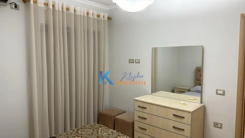 Tirane, jap me qera apartament 2+1+Ballkon Kati 5, 100 m² 600 € (Don Bosko, afer Viva Market)