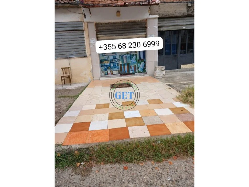 Durres, shitet ambjent biznesi , 28 m² 64.000 € (Tregu industrial)