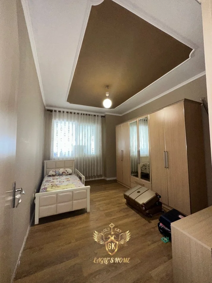 Durres, shes apartament 2+1+Aneks+Ballkon Kati 1, 135.000 € (• 2+1+2 me Verande 069 20 39 456 069 20 39 456 Ish Urtja • 135.000€)