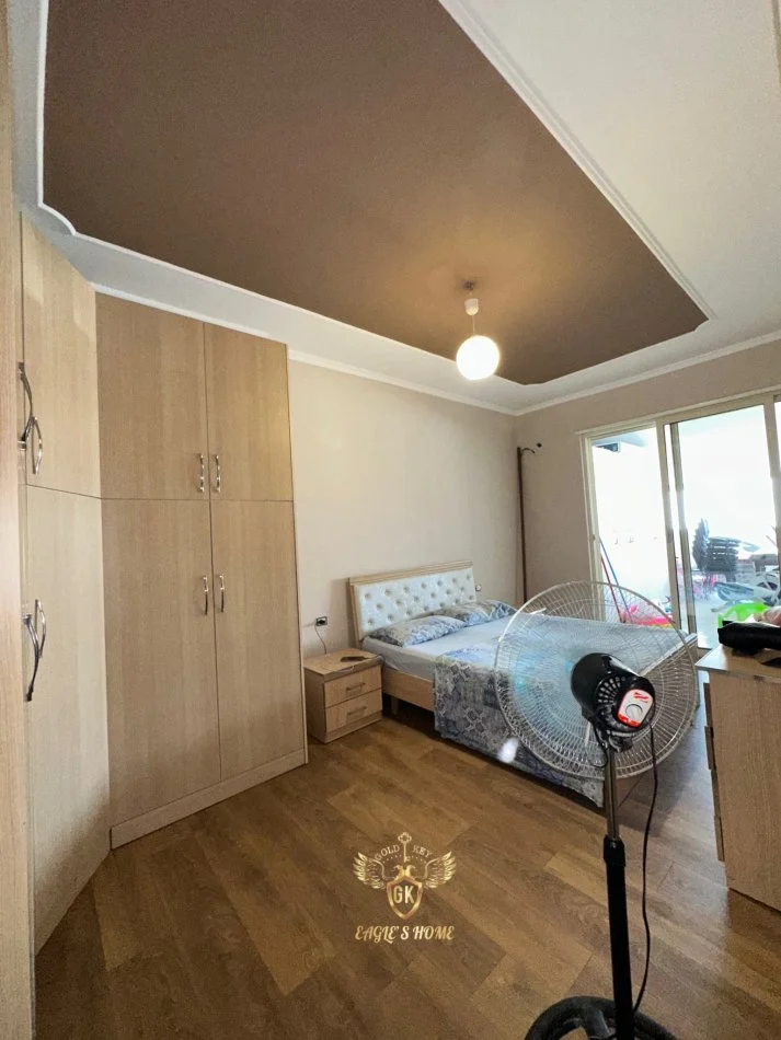 Durres, shes apartament 2+1+Aneks+Ballkon Kati 1, 135.000 € (• 2+1+2 me Verande 069 20 39 456 069 20 39 456 Ish Urtja • 135.000€)