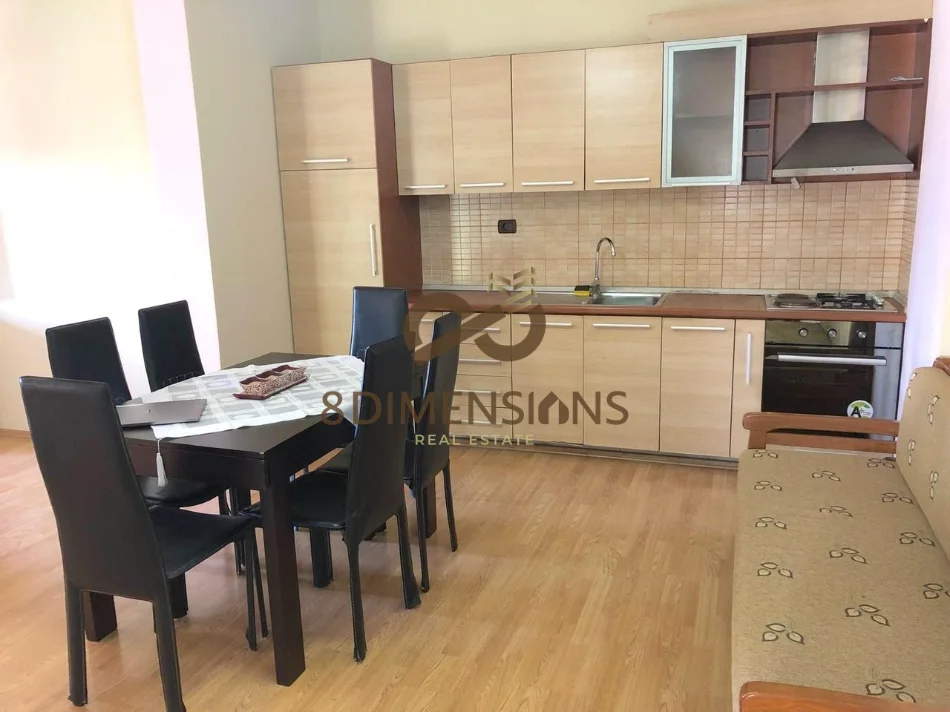 Tirane, jepet me qera apartament 2+1+Ballkon Kati 8, 105 m² 400 € (jordan misja)
