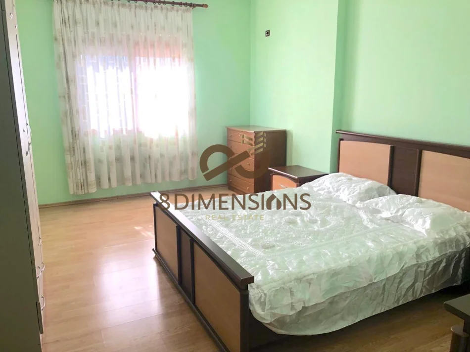 Tirane, jepet me qera apartament 2+1+Ballkon Kati 8, 105 m² 400 € (jordan misja)