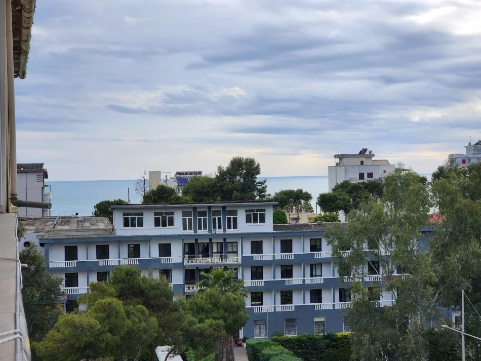 SHITET: Apartament 3+1 & Verandë || 📌🏖️Durrës te Hotel Iliria || I Kompletuar dhe Investuar 100% || 151m² || (163,000€)