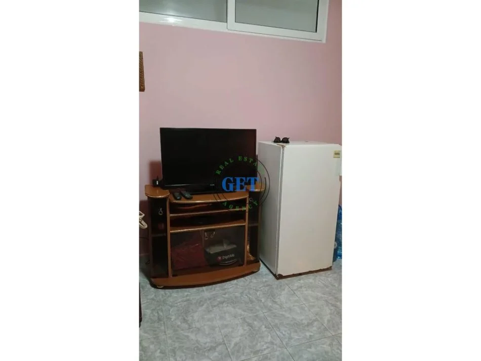 Durres, jepet me qera 1+1 Kati 7, 60 m² 250 € (Plazh Iliria, Durrës)