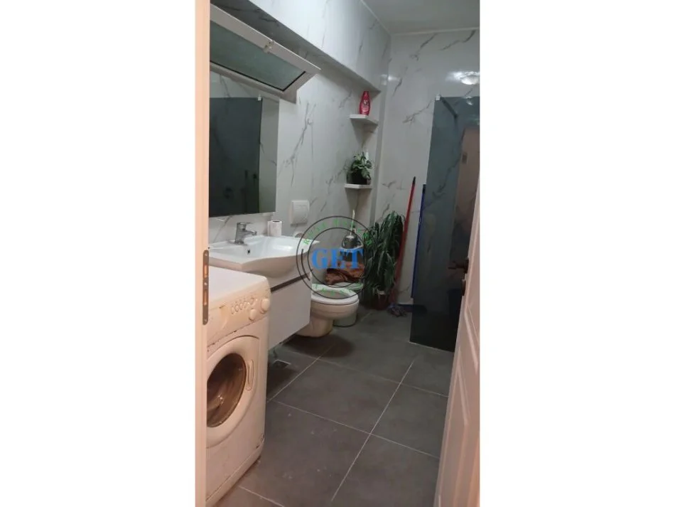 Durres, jepet me qera 1+1 Kati 7, 60 m² 250 € (Plazh Iliria, Durrës)