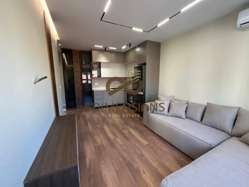 Tirane, shitet apartament 1+1+Ballkon Kati 3, 53 m² 150.000 € (Mine Peza)
