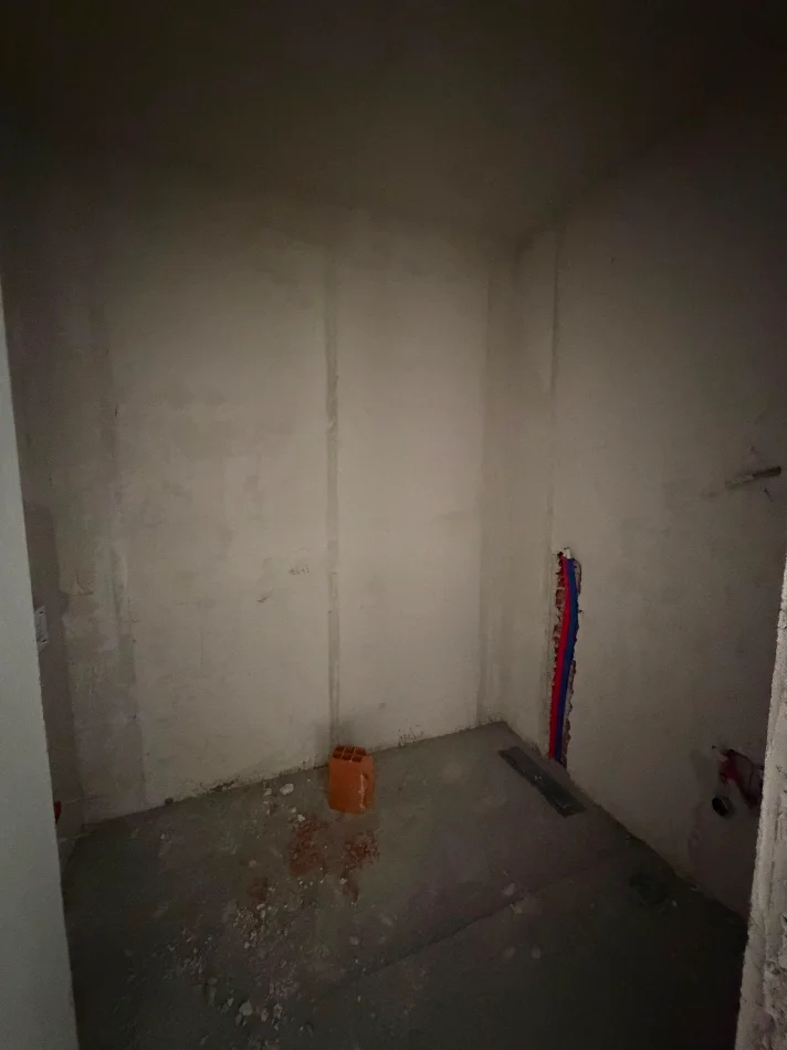 Tirane, shitet apartament 2+1+Ballkon Kati 2, 110 m² 110.450 € (Paskuqan ringside)