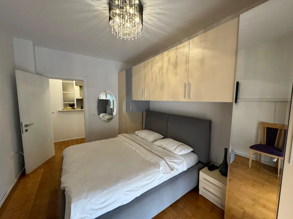 Tirane, jepet me qera apartament Kati 3, 70 m² 1.000 € 